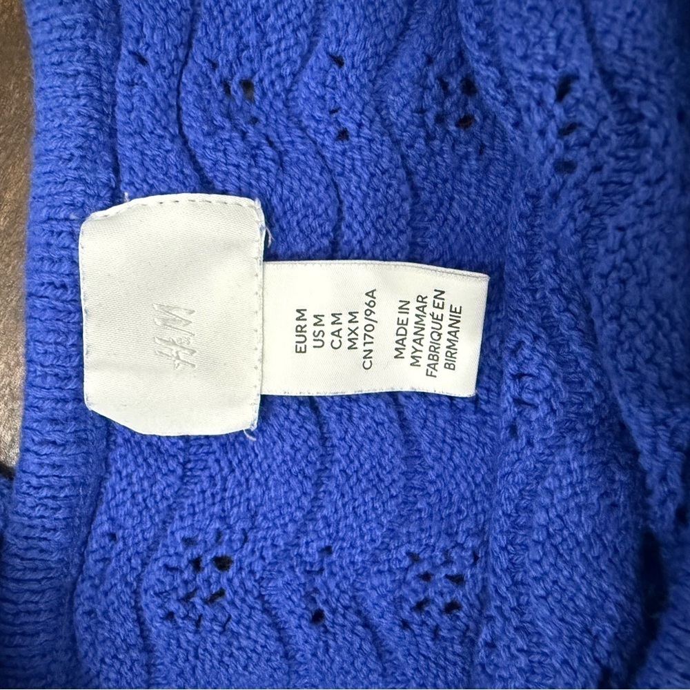 H&M Blue Ruffled Knit Crop Top - Picture 5 of 5